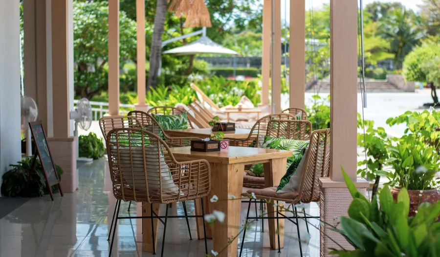 Furniture untuk Opening Restoran & Kafe: Apa Saja yang Perlu Disiapkan?