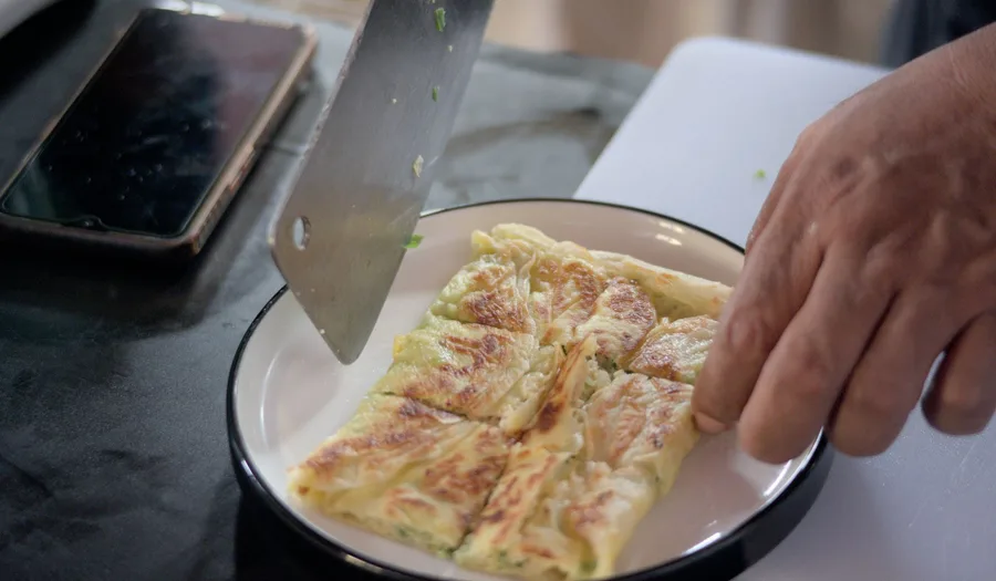Panduan Lengkap Memilih Peralatan Makan untuk Restoran Roti Lapis: Material, Ukuran, dan Strategi Presentasi yang Menggugah Selera