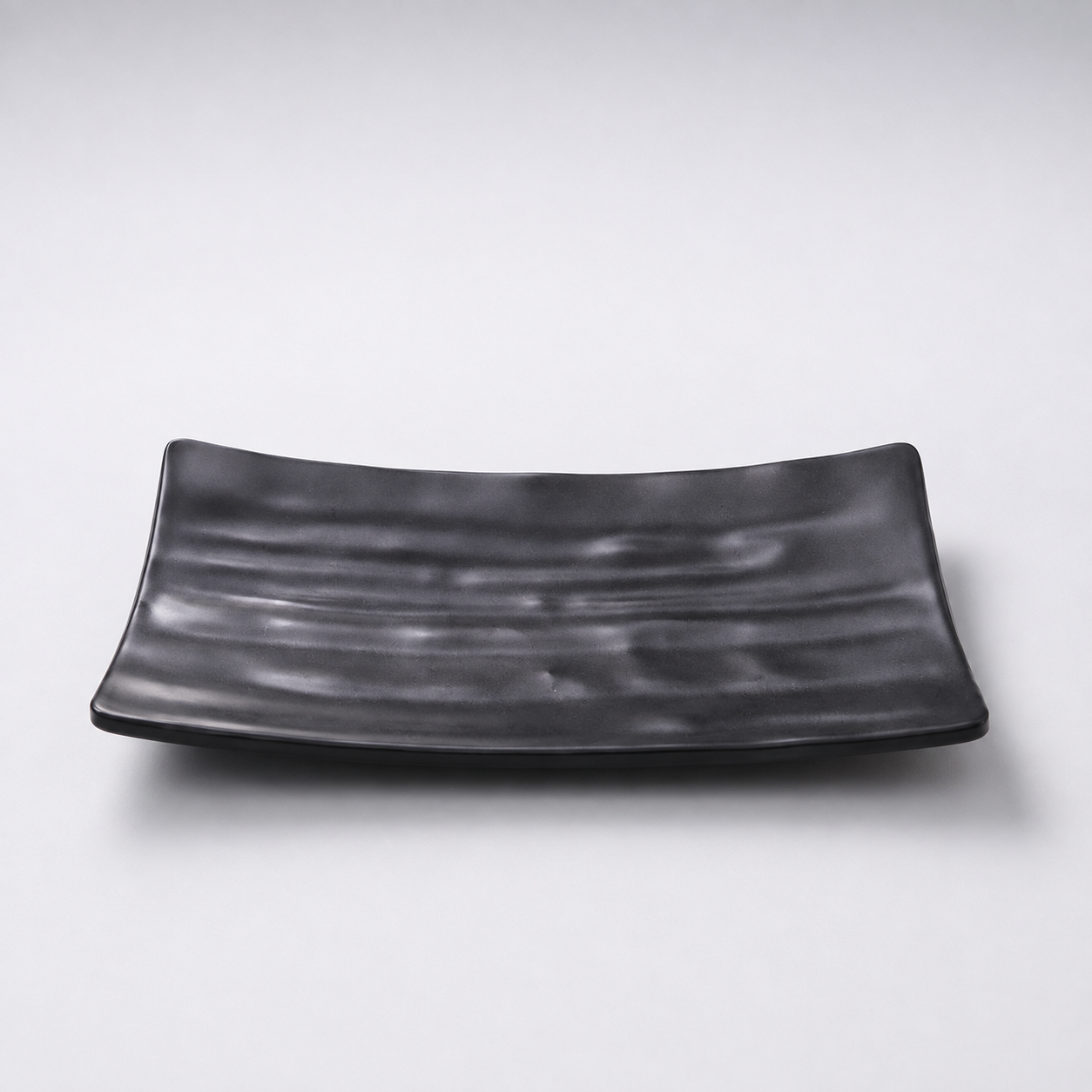 Stone Black Curved Long Plate 9"
