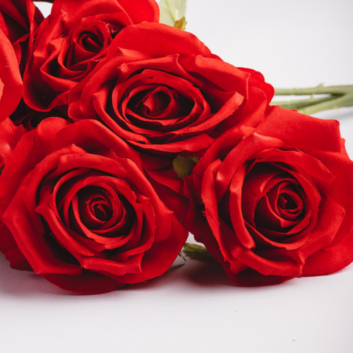 Classic Rose Bouquet - Scarlet 2