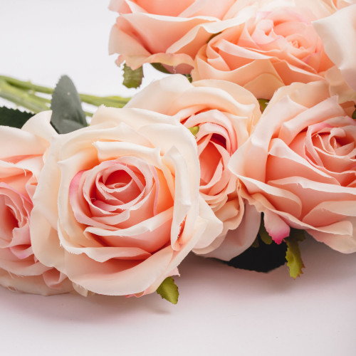Classic Rose Bouquet - Light Pink 3