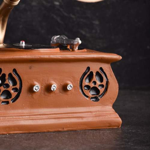 Classic Phonograph Retro Room Décor 3