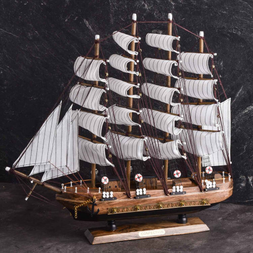 Miniature Sailing Ship Room Décor 2