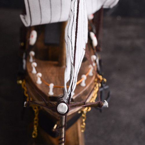Miniature Sailing Ship Room Décor 3