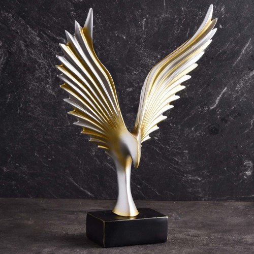Spreading Wings Figurine Table Décor