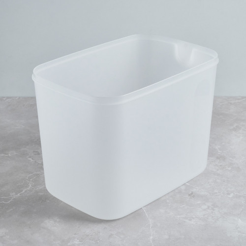 Transparent Sealed Storage with Handle - 32 x 18.5 x 21cm 2
