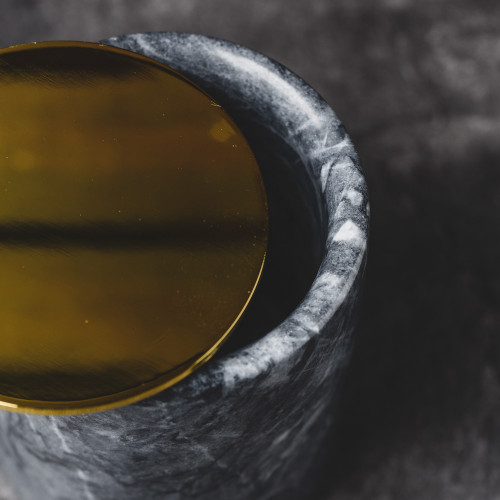 Marble Mug Black with Gold Lid 3
