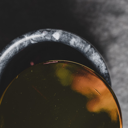 Marble Mug Black with Gold Lid 4