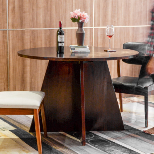 Pembrooke 4-Seater Round Dining Table 5