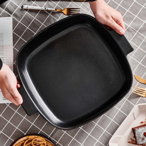 Sango Black Medium Square Baker 31.4 x 31.4cm 2