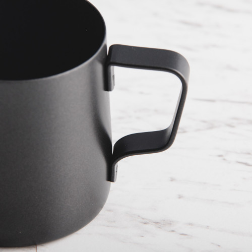 Pour Kettle Black 250ml 3