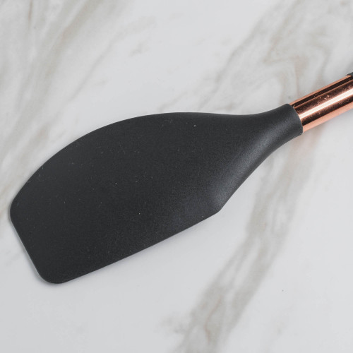Rose Gold Silicone Scrapper 3
