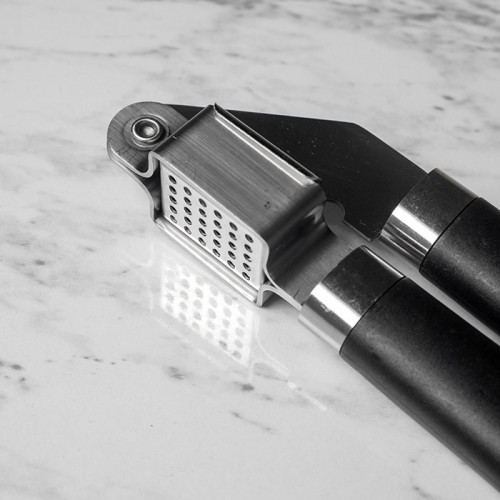 Garlic Press Onyx Handle 3