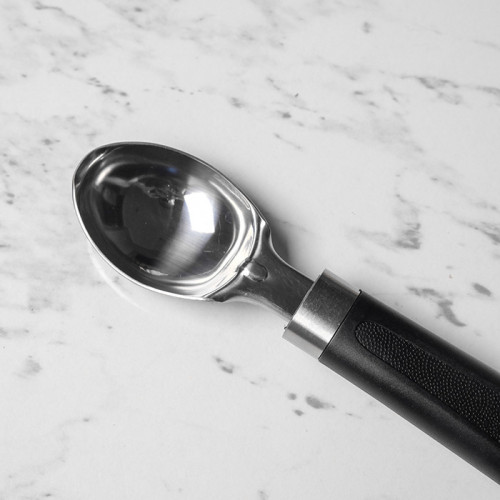 Scoop Spoon Onyx Handle 2