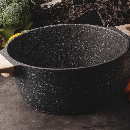 Boreine Round Stew Pot 24cm 3