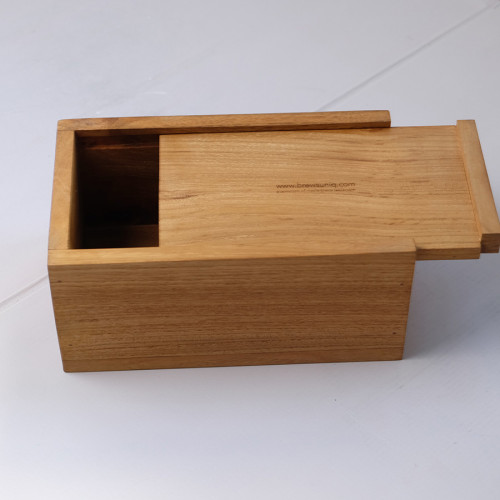 Wooden Jati Tissue Container 24.5x15x11cm 2