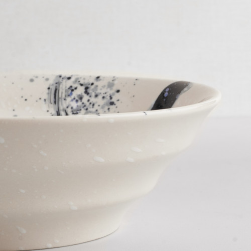 Kasumi White Wide Rim Bowl 9" 2