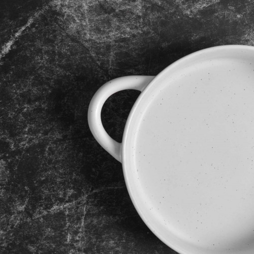 Groovy Beige Bowl with Handle 7.5" 3