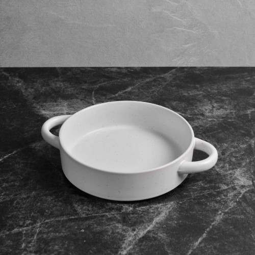 Groovy Beige Bowl with Handle 7.5" 4