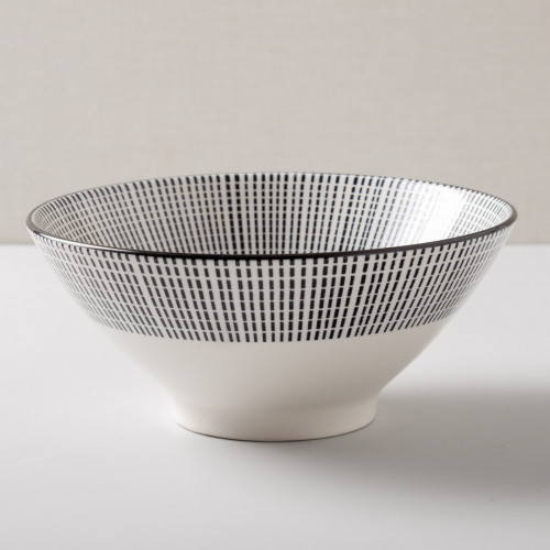 Tokusa Salad Bowl 7" - Black Dots