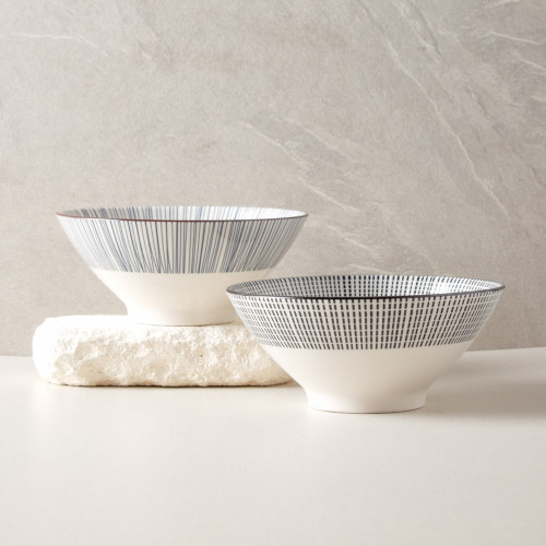 Tokusa Salad Bowl 7" - Black Dots 5