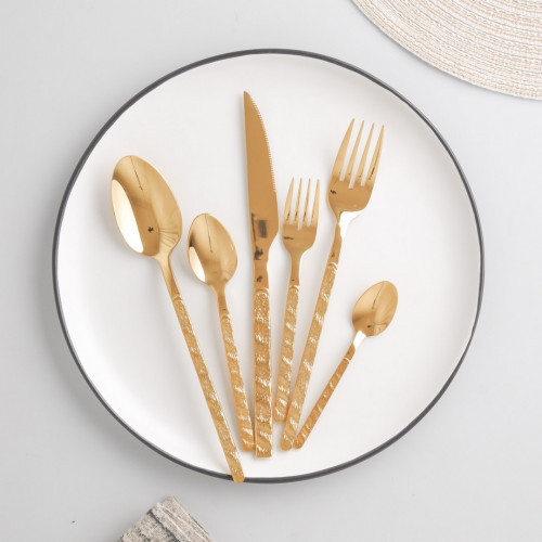 Embossed Gold Tea Spoon 4