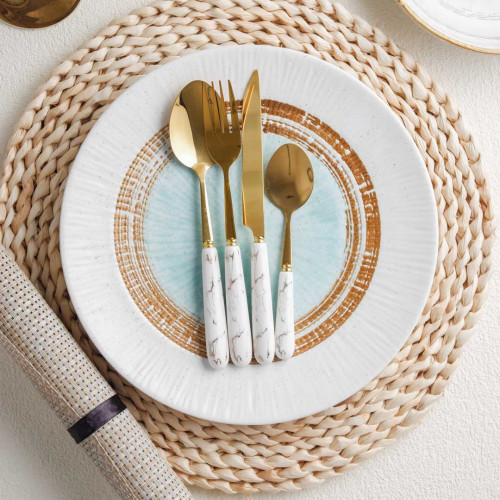 Marble Streaks White Table Fork 5