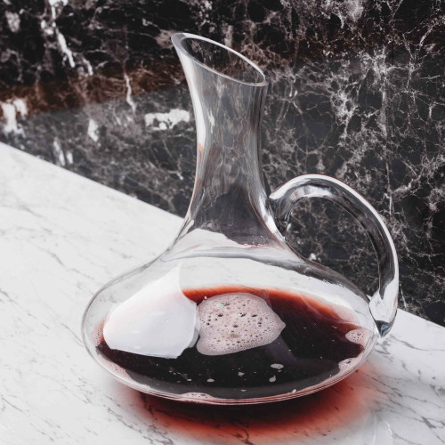 Elegant Wine Decanter w Handle 069 3