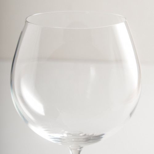 Burgundy Wine Glass 650ml 3