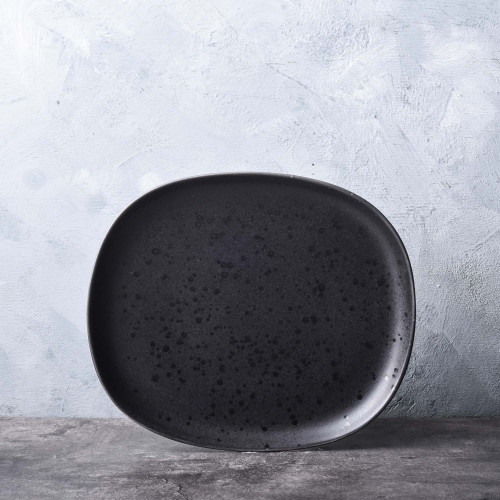 Ora White Charger Plate 33.5 x 29.5cm 9