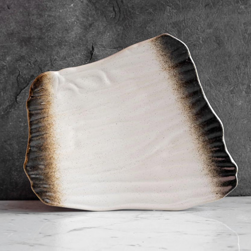 Wakana Asymmetric Salad Plate 9"