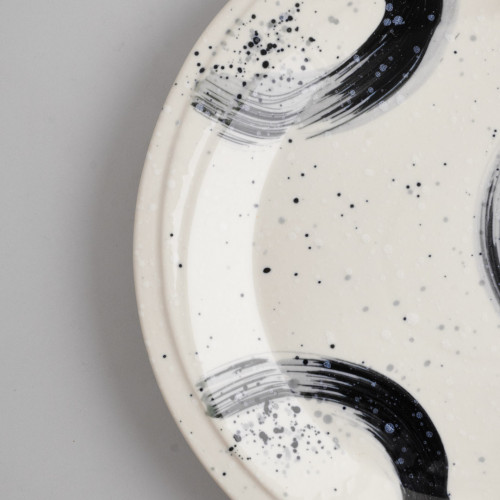 Kasumi White Dinner Plate 10" 2