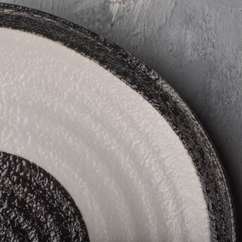 Origin Black Dinner Plate 9" 3
