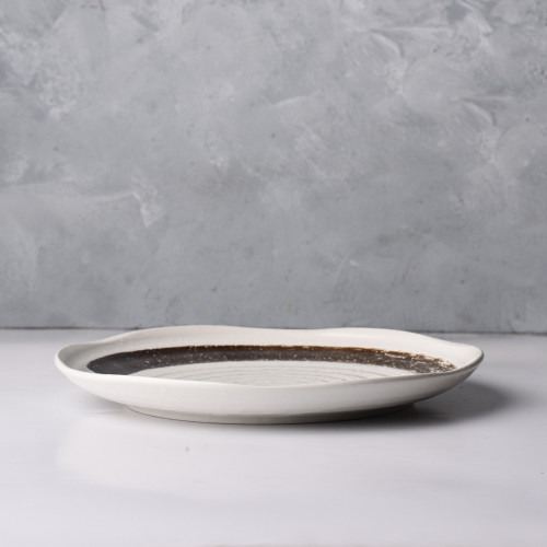 White Embossed Dinner Plate 9" 2