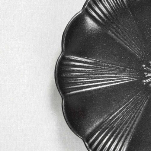 Ikebana Black Dinner Plate 10" 2