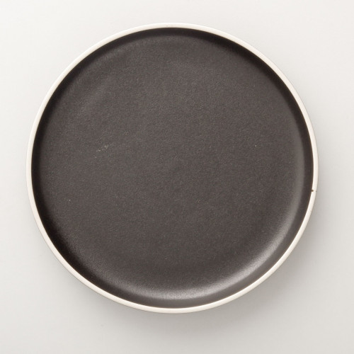 Nami Salad Plate 7.5" - True Black