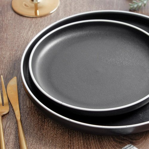 Nami Dinner Plate 9.5" - True Black 3