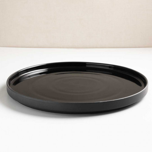 Black Solitude Short Dinner Plate Doff
