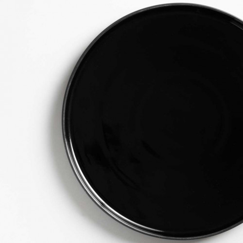 Black Solitude Short Dinner Plate Doff 4