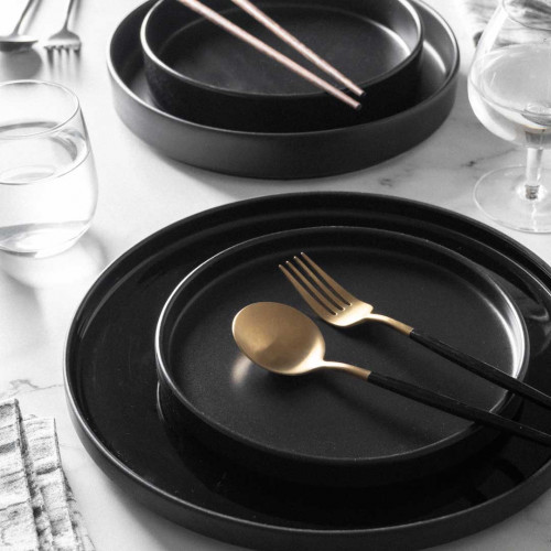 Black Solitude Flat Salad Plate 8" 5
