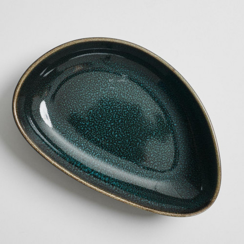 Umbra-Green Triangular Salad Plate 8"